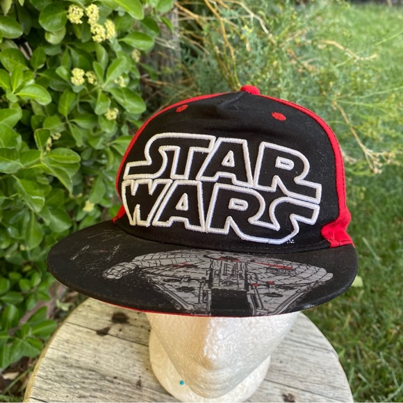 Star Wars Red Millenium Falcon Kids SnapBack Hat - Picture 3 of 10